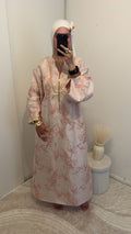 Robe brocard rose